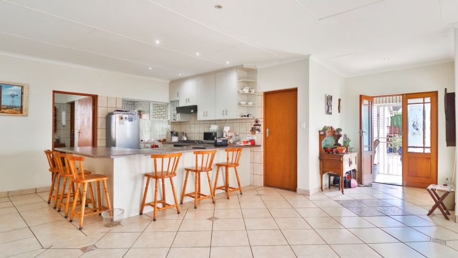 3 Bedroom Property for Sale in Stilbaai Wes Western Cape